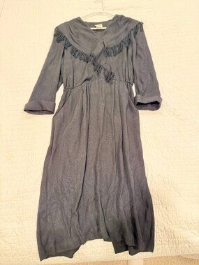 Vintage Kwai Dress Charcoal Gray Fringe Collar Textured Midi Made USA Size 8-10